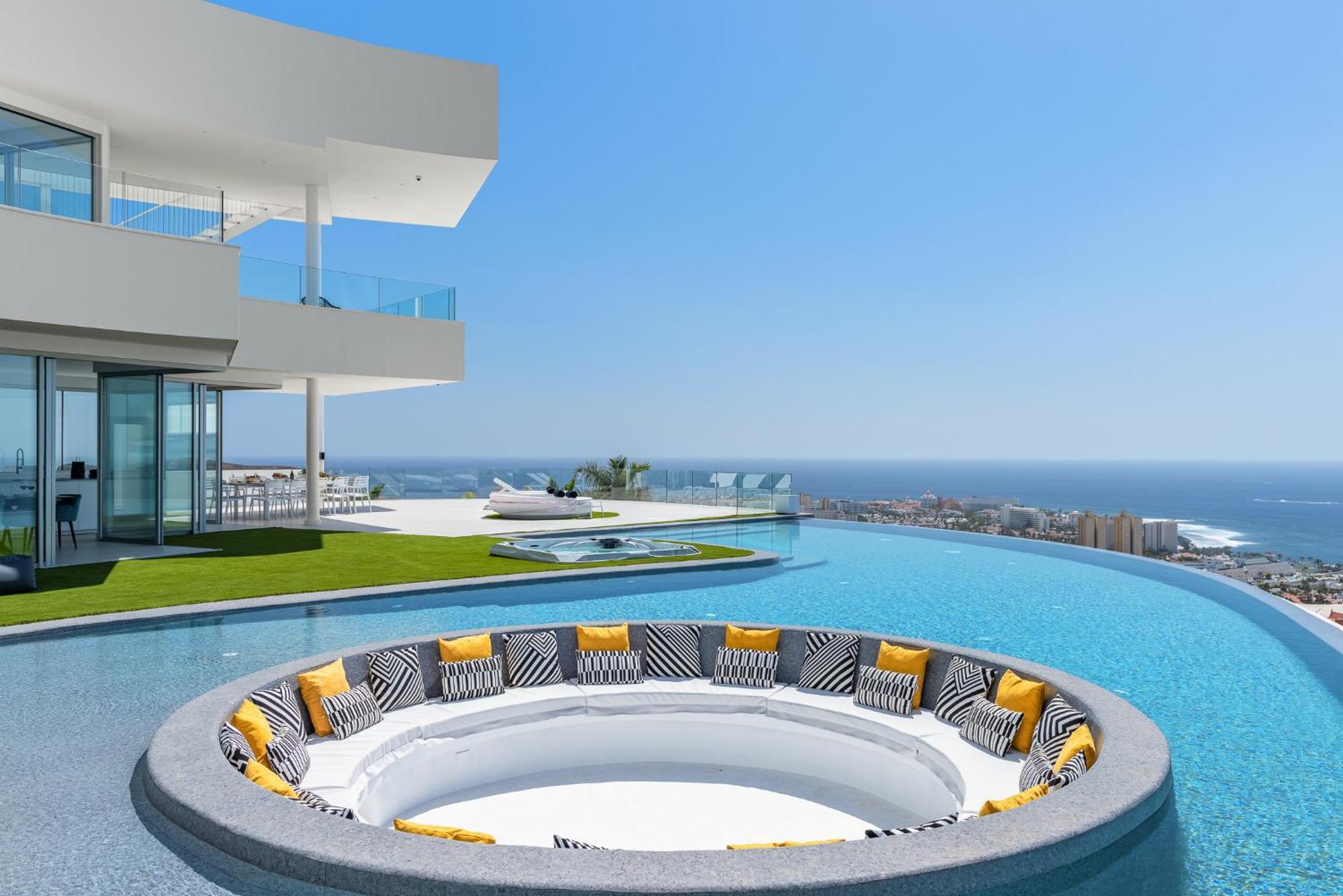 Karat Villa Fibonacci アデヘ エクステリア 写真